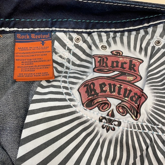 ROCK REVIVAL BETTY EASY BOOT JEANS - Picture 12 of 13